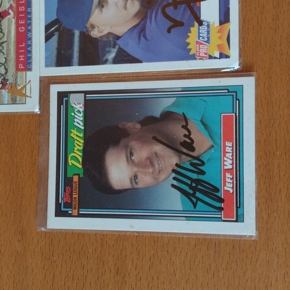 Autographed Rookie BB CARDS - Picture 2 of 5